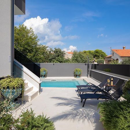 Ližnjan Apartments Sara II מראה חיצוני תמונה